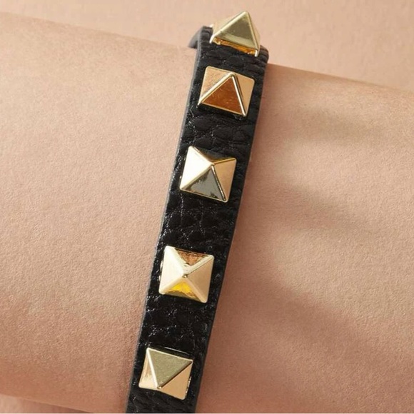 Spiked Leather Buckle Bracelet - Picture 2 of 5
